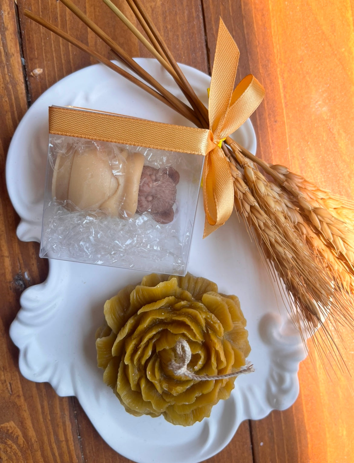 Peonia in cera d api 🐝 🍯