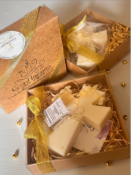 Box Natalizia con  candela a croce